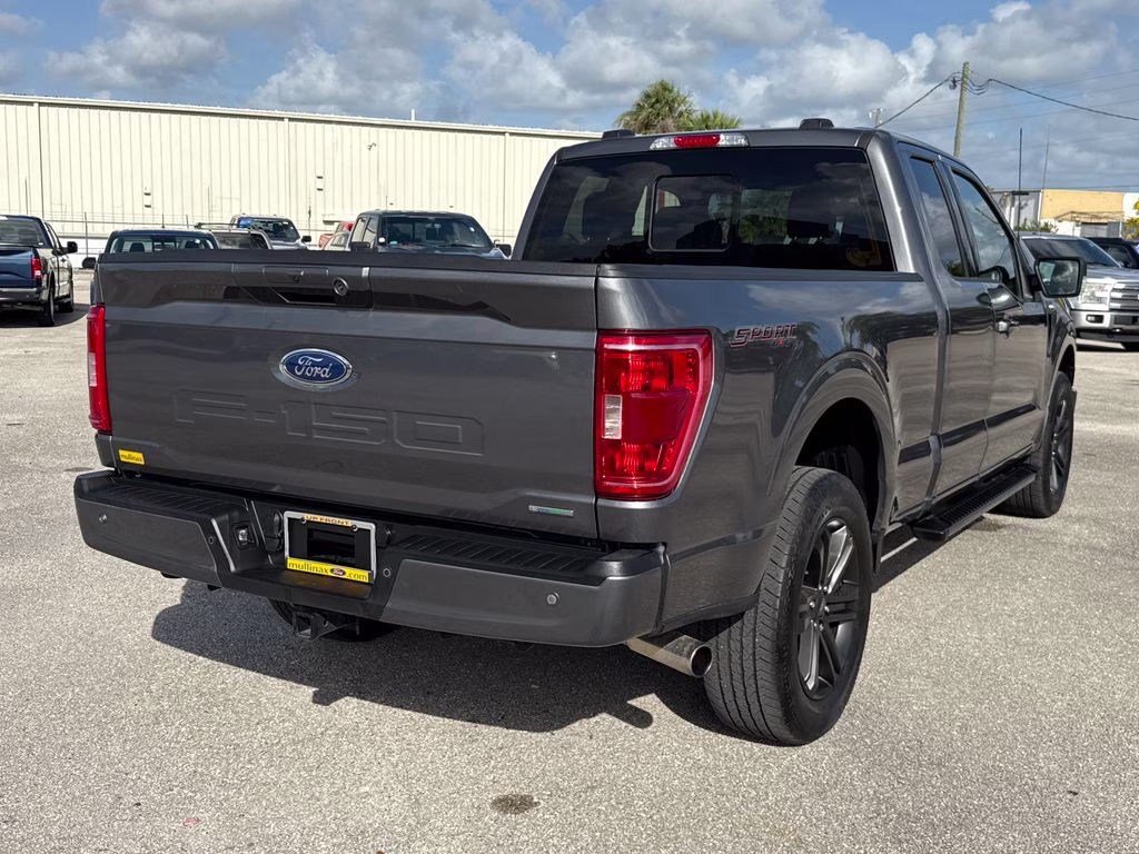 2022 Gray Metallic Ford F-150 XLT 4X4 Truck