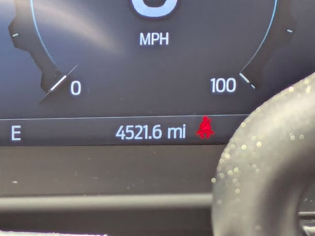 2025 Oxford White Ford Super Duty F-250 SRW Lariat 4X4 Truck