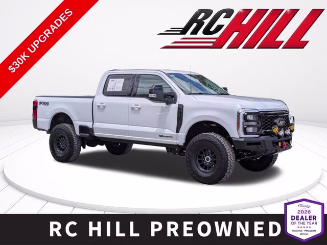 2025 Oxford White Ford Super Duty F-250 SRW Lariat 4X4 Truck