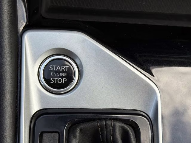 2023 Garnet Pearl Metallic Nissan Altima 2.5 SV FWD Sedan