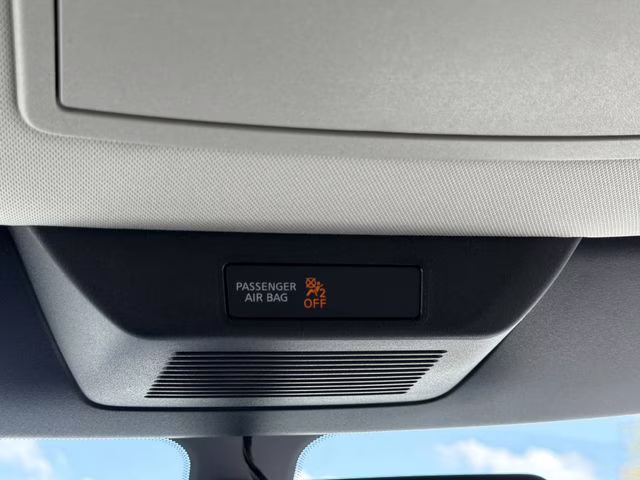 2026 Everest White Pearl Tricoat Nissan Pathfinder SL 4X4 SUV