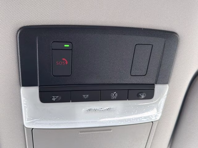 2026 Everest White Pearl Tricoat Nissan Pathfinder SL 4X4 SUV
