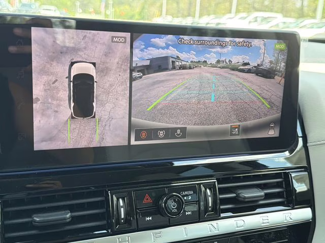 2026 Everest White Pearl Tricoat Nissan Pathfinder SL 4X4 SUV