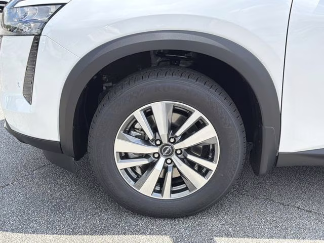 2026 Everest White Pearl Tricoat Nissan Pathfinder SL 4X4 SUV