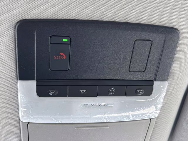 2026 Everest White Pearl Tricoat Nissan Pathfinder SL FWD SUV