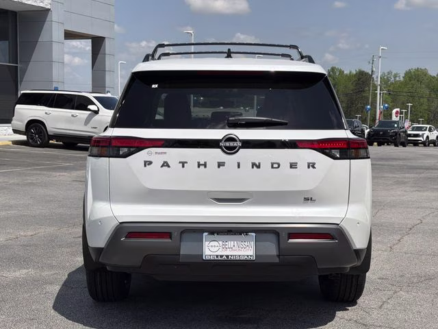 2026 Everest White Pearl Tricoat Nissan Pathfinder SL FWD SUV