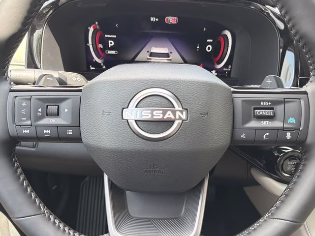 2026 Everest White Pearl Tricoat Nissan Pathfinder SL 4X4 SUV
