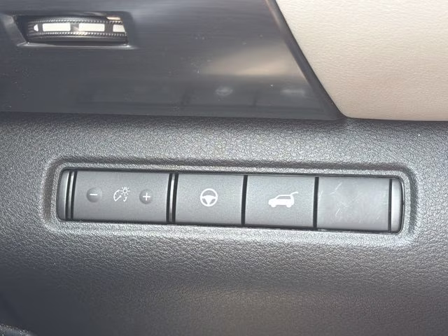 2026 Everest White Pearl Tricoat Nissan Pathfinder SL 4X4 SUV