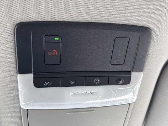 2026 Everest White Pearl Tricoat Nissan Pathfinder SL 4X4 SUV