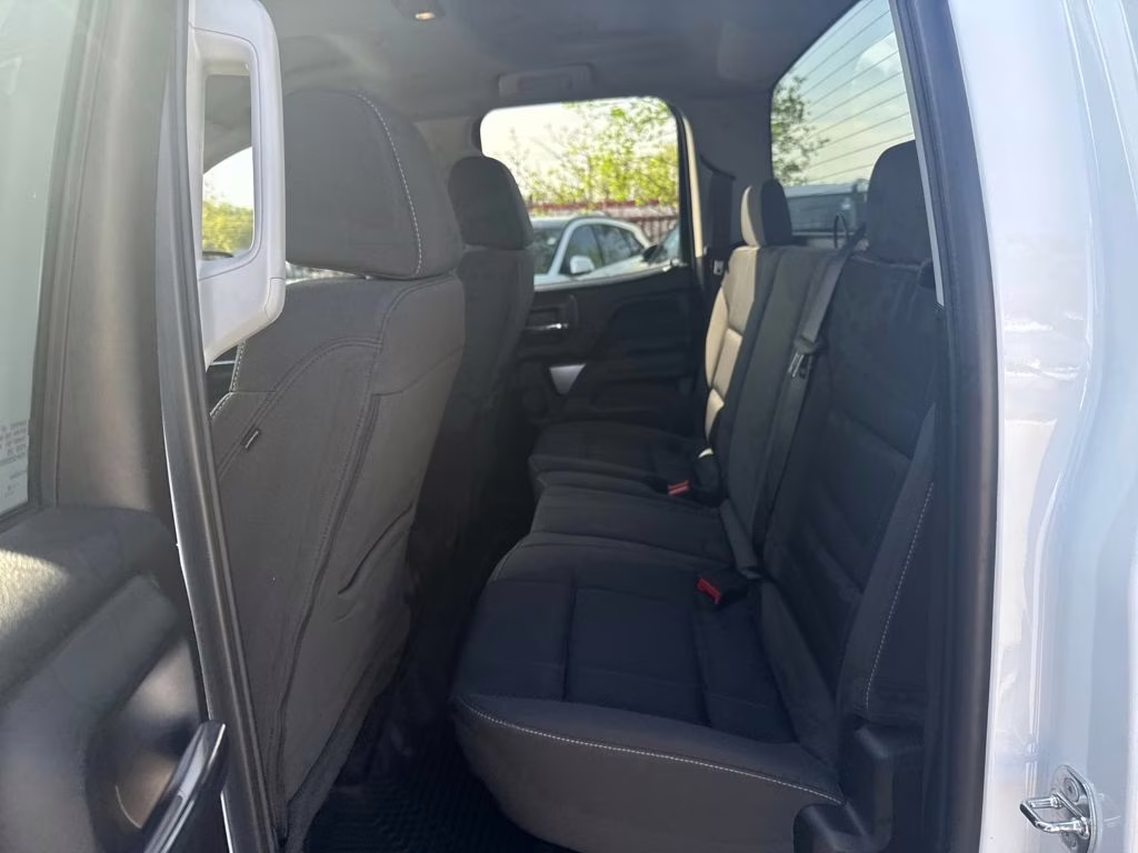 2018 Summit White Chevrolet Silverado 1500 LT 4X4 Truck