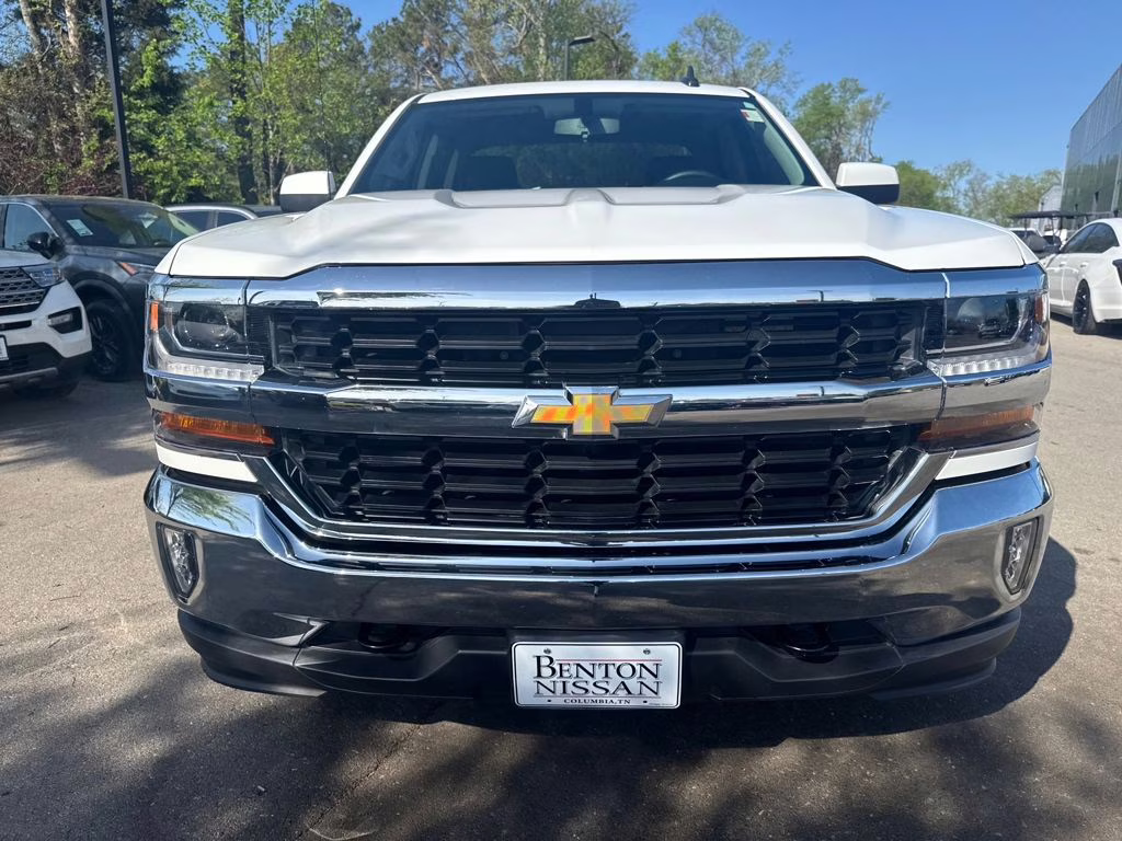 2018 Summit White Chevrolet Silverado 1500 LT 4X4 Truck