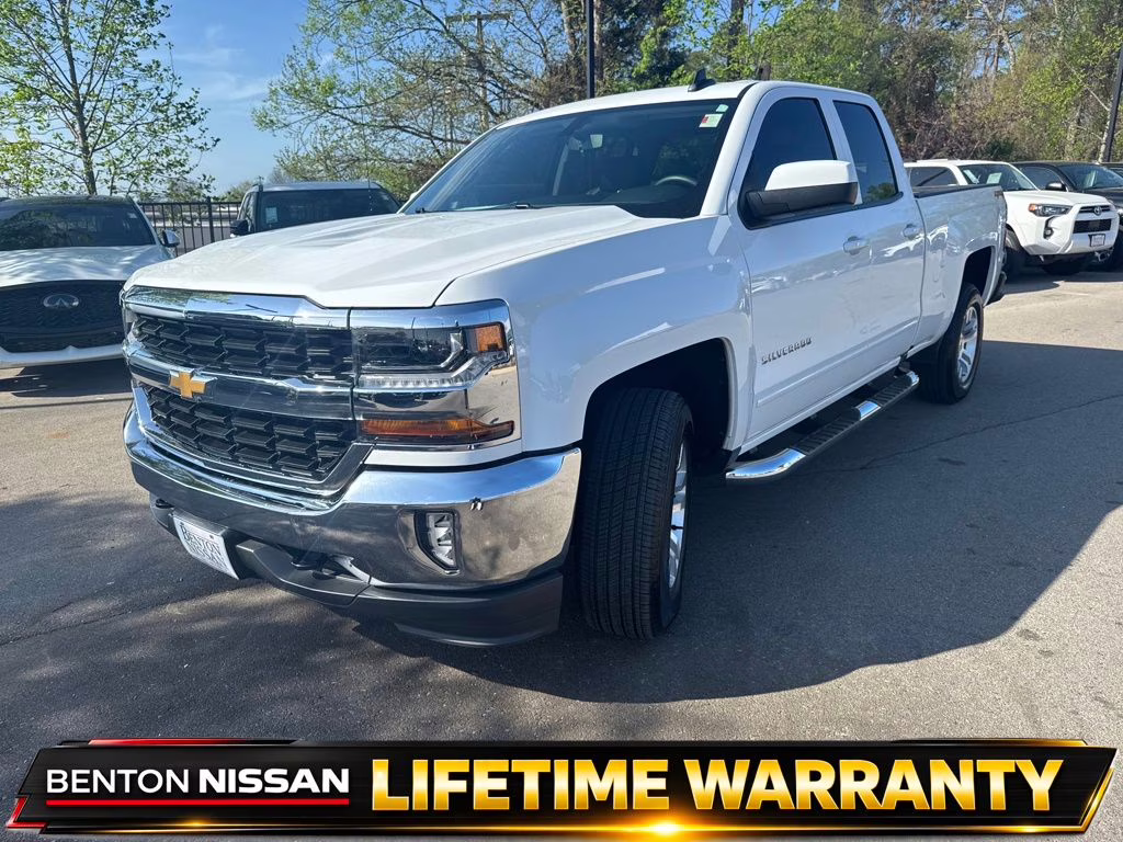 2018 Summit White Chevrolet Silverado 1500 LT 4X4 Truck