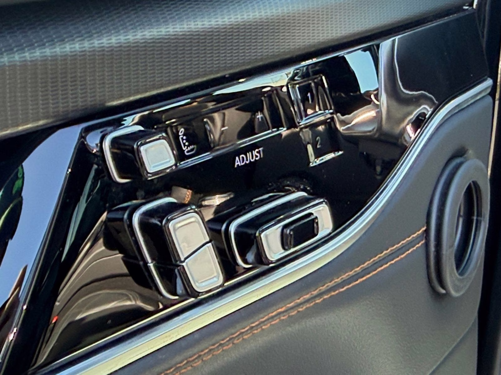 2025 Diamond Black Crystal Pearlcoat Jeep Grand Wagoneer L Series III 4X4 SUV