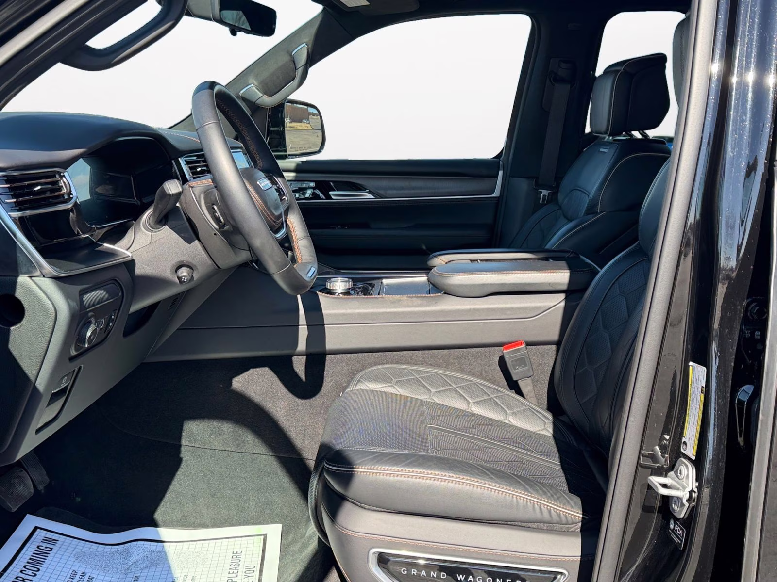 2025 Diamond Black Crystal Pearlcoat Jeep Grand Wagoneer L Series III 4X4 SUV