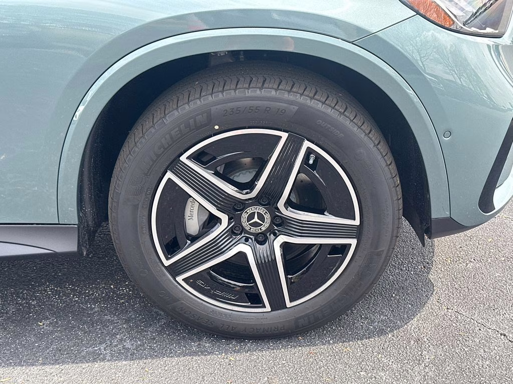 2026 Verde Mercedes-Benz GLC GLC 300 RWD SUV