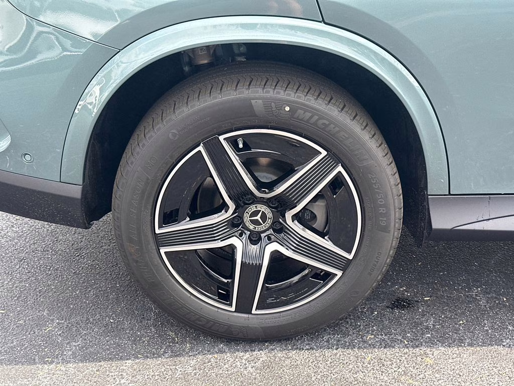 2026 Verde Mercedes-Benz GLC GLC 300 RWD SUV