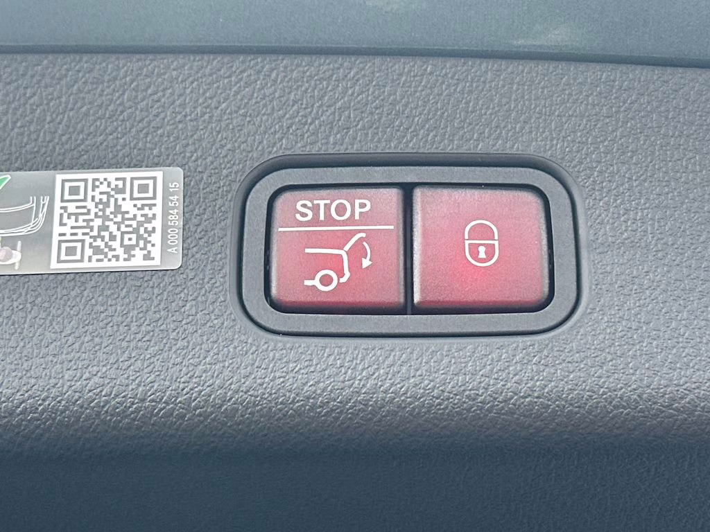 2026 Verde Mercedes-Benz GLC GLC 300 RWD SUV