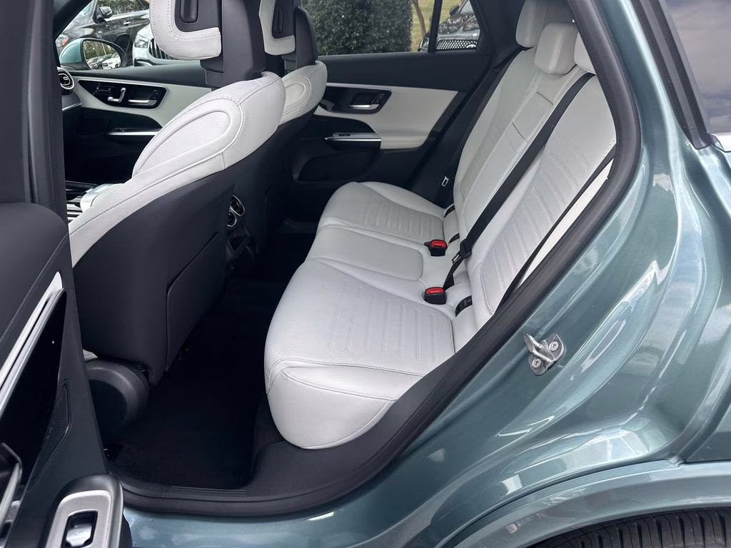 2026 Verde Mercedes-Benz GLC GLC 300 RWD SUV