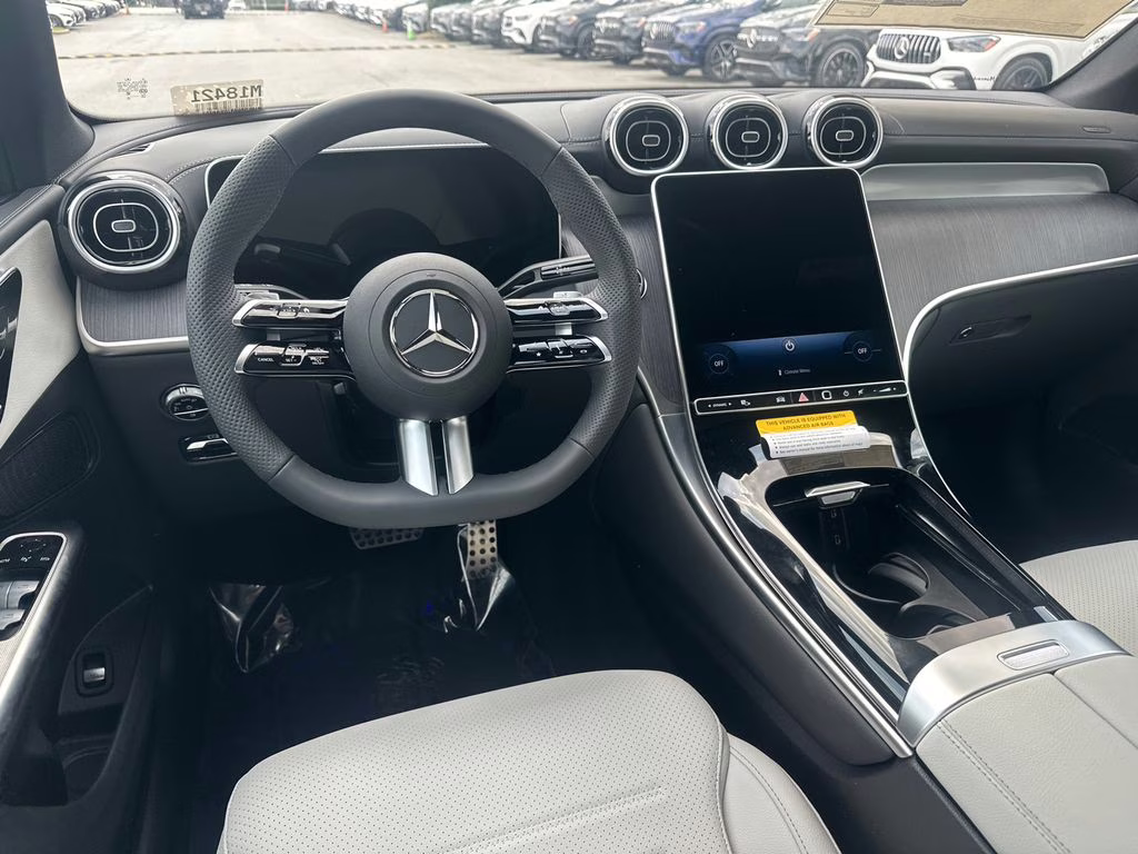 2026 Verde Mercedes-Benz GLC GLC 300 RWD SUV