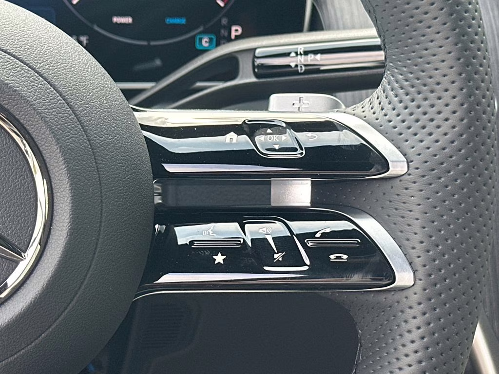 2026 Verde Mercedes-Benz GLC GLC 300 RWD SUV