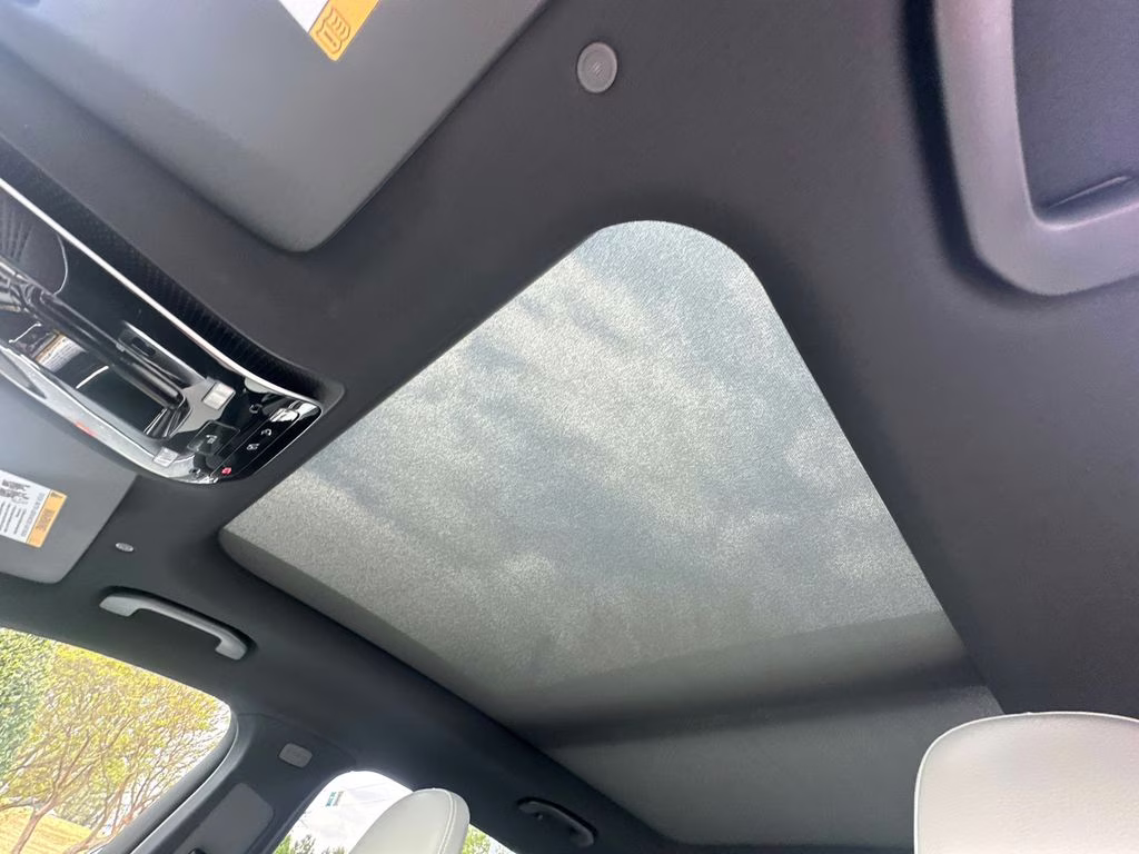 2026 Verde Mercedes-Benz GLC GLC 300 RWD SUV