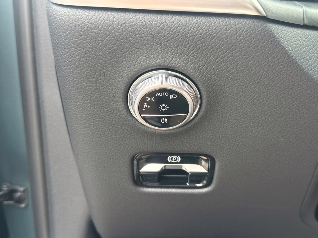 2026 Verde Mercedes-Benz GLC GLC 300 RWD SUV