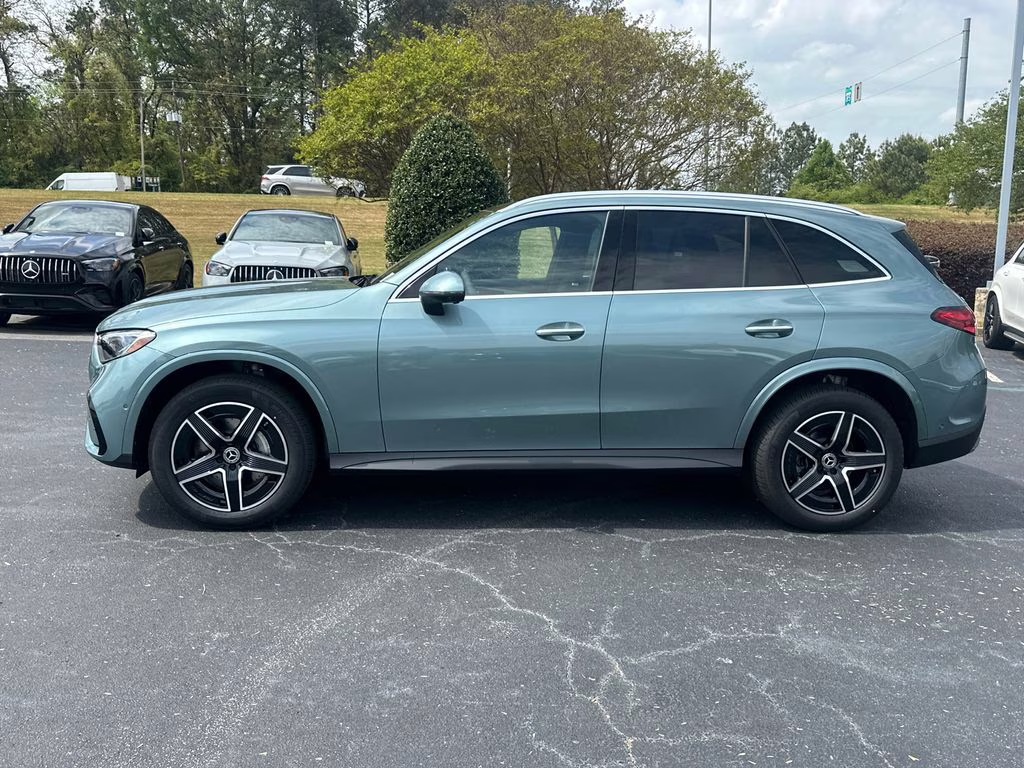 2026 Verde Mercedes-Benz GLC GLC 300 RWD SUV