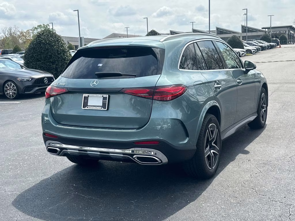 2026 Verde Mercedes-Benz GLC GLC 300 RWD SUV