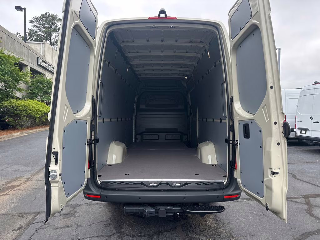 2026 Pebble Mercedes-Benz Sprinter 2500 Cargo 170 WB RWD Van