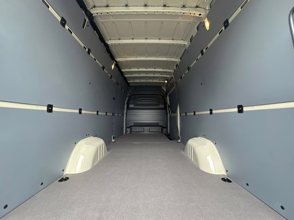 2026 Pebble Mercedes-Benz Sprinter 2500 Cargo 170 WB RWD Van