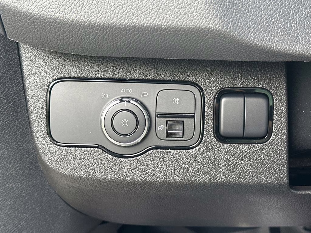 2026 Pebble Mercedes-Benz Sprinter 2500 Cargo 170 WB RWD Van