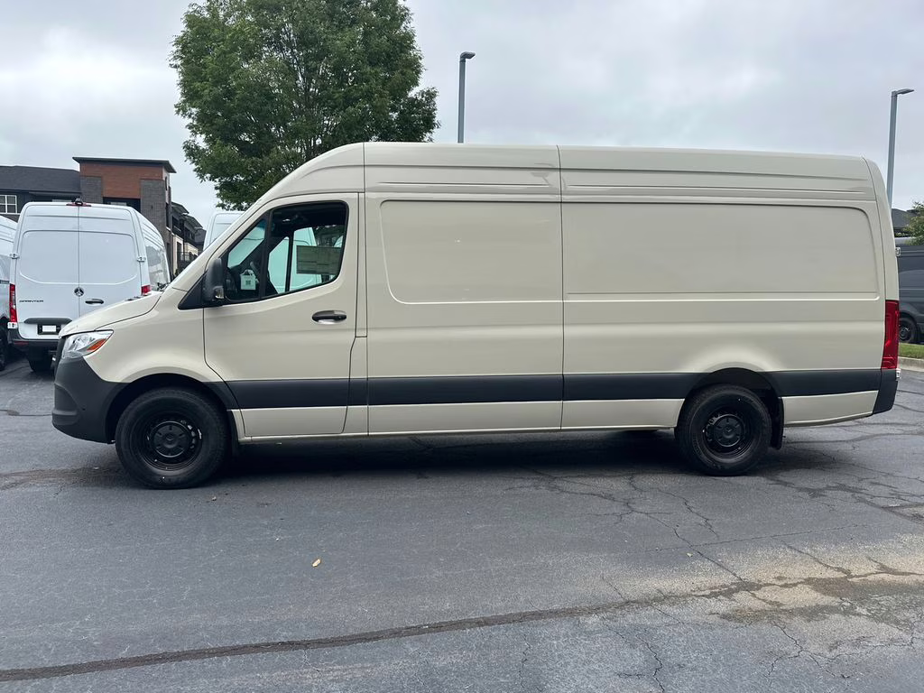 2026 Pebble Mercedes-Benz Sprinter 2500 Cargo 170 WB RWD Van