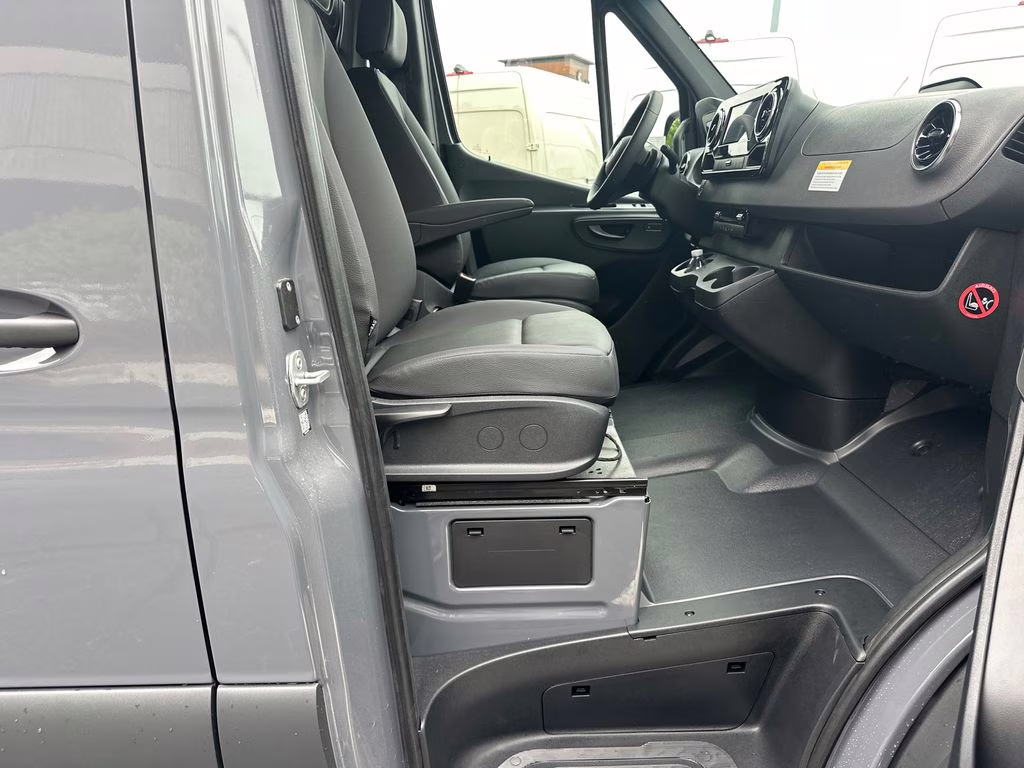 2026 Graphite Mercedes-Benz Sprinter 2500 Cargo 170 WB RWD Van
