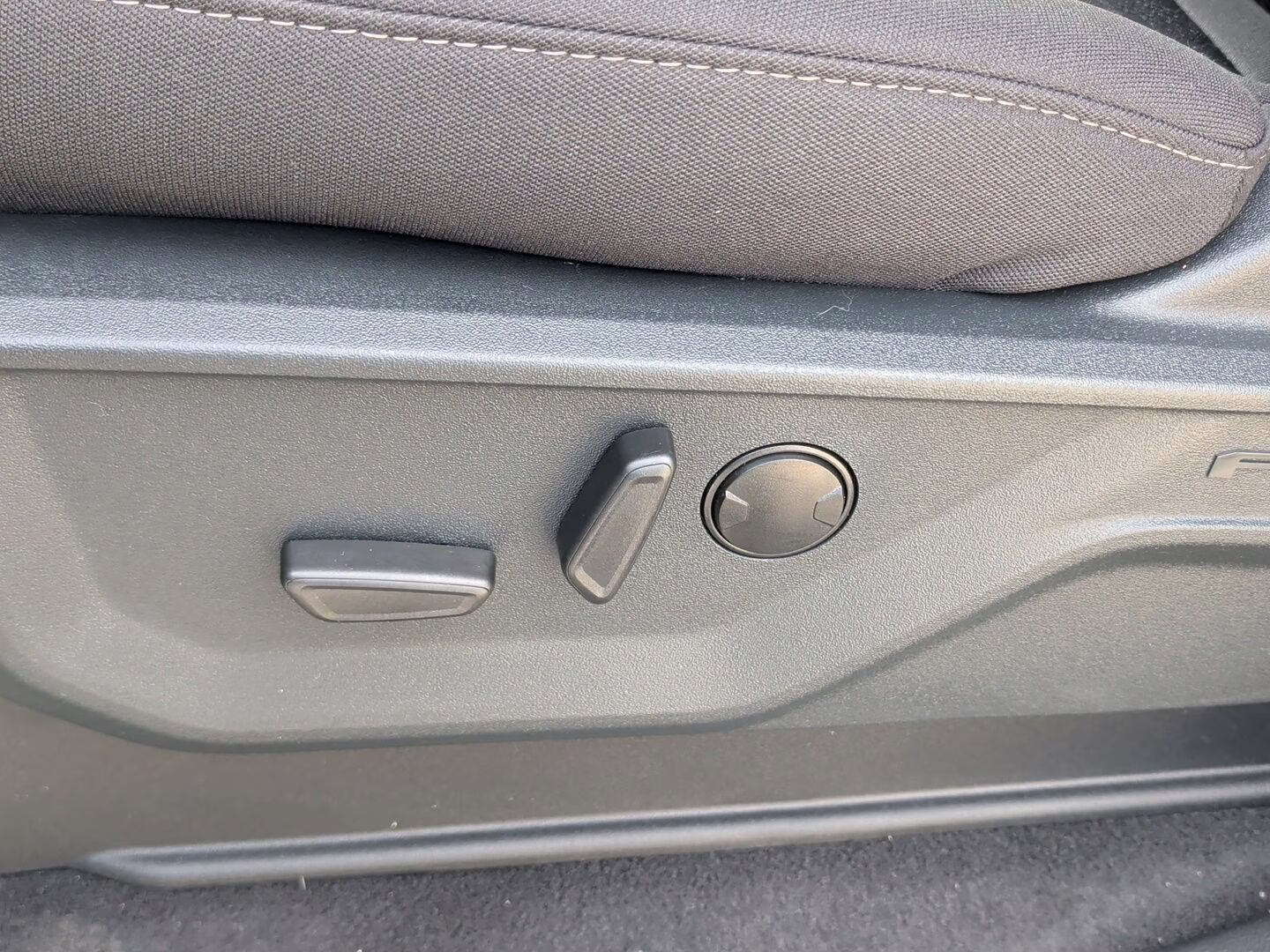 2026 Oxford White Ford F-150 XLT 4X4 Truck