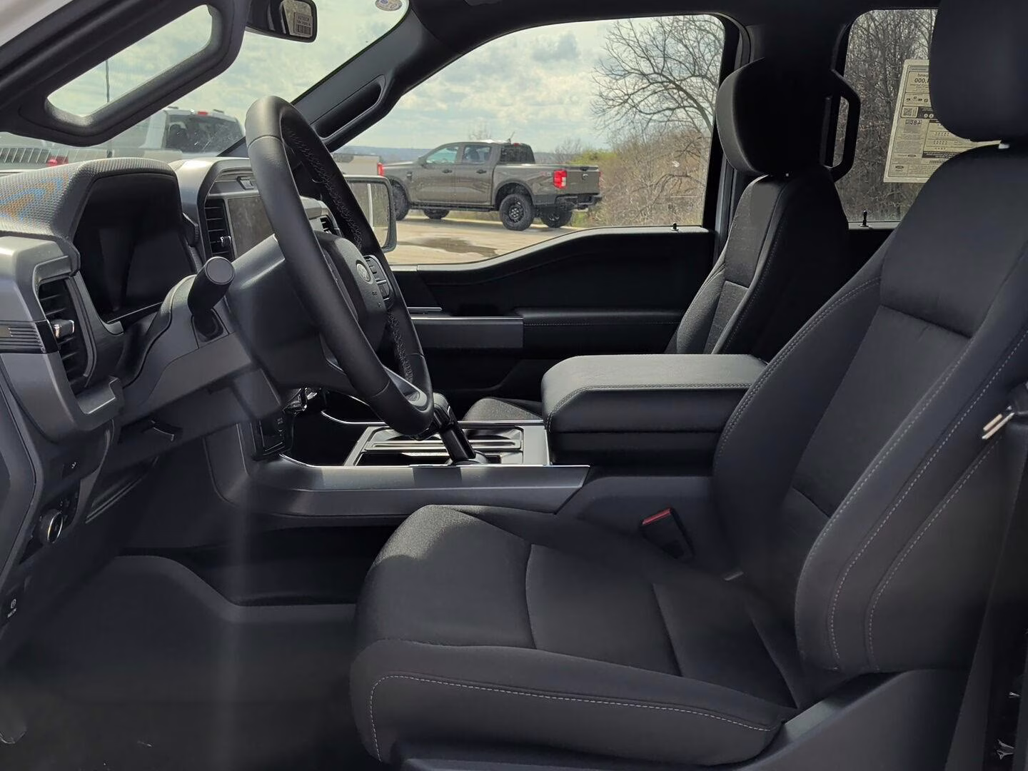 2026 Oxford White Ford F-150 XLT 4X4 Truck