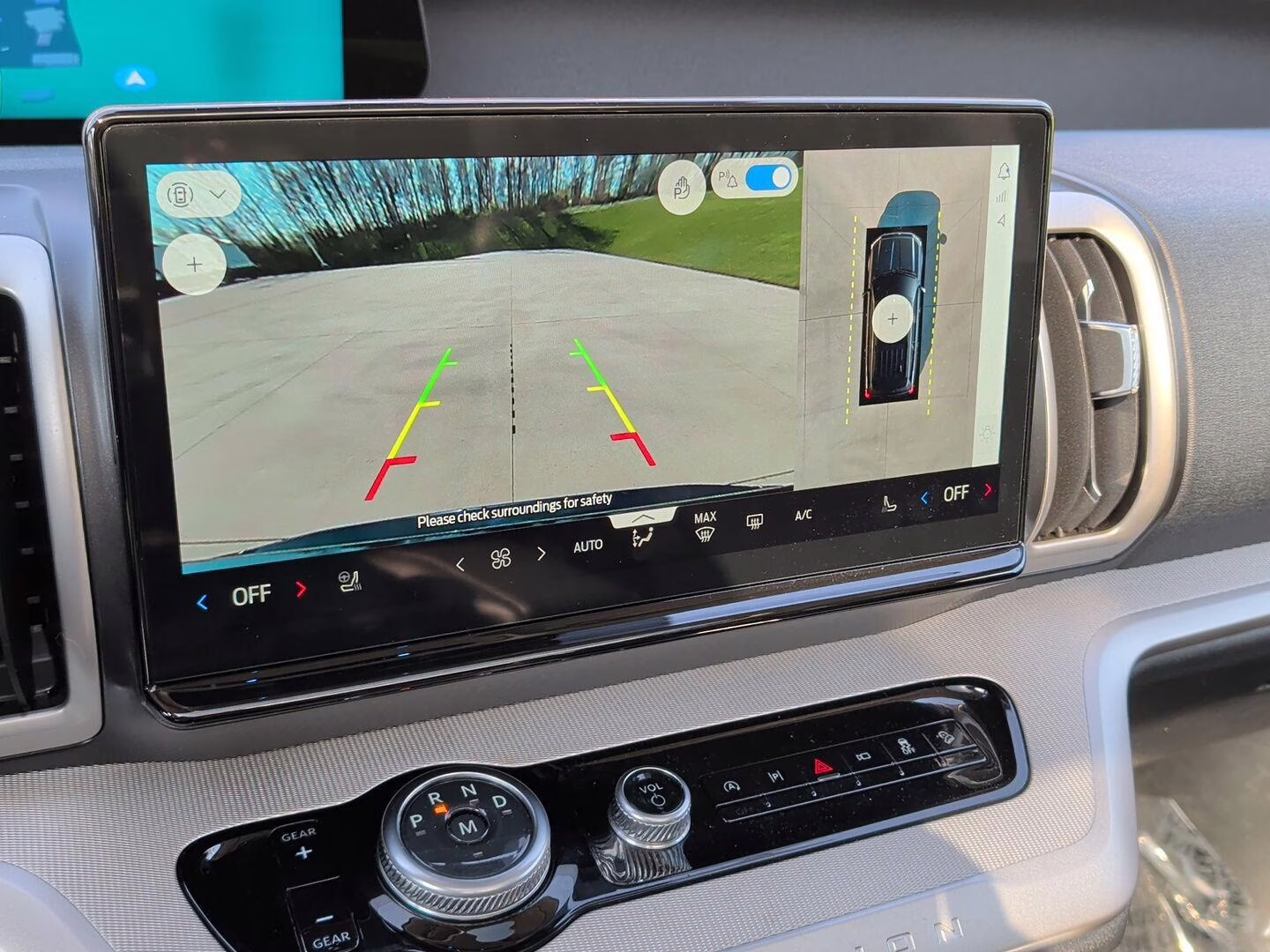 2025 Agate Black Ford Expedition Active 4X4 SUV