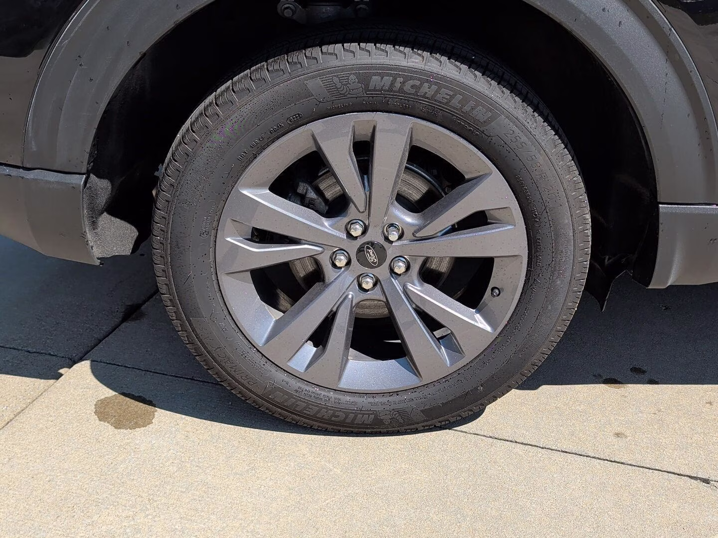 2024 Agate Black Ford Explorer XLT 4X4 SUV