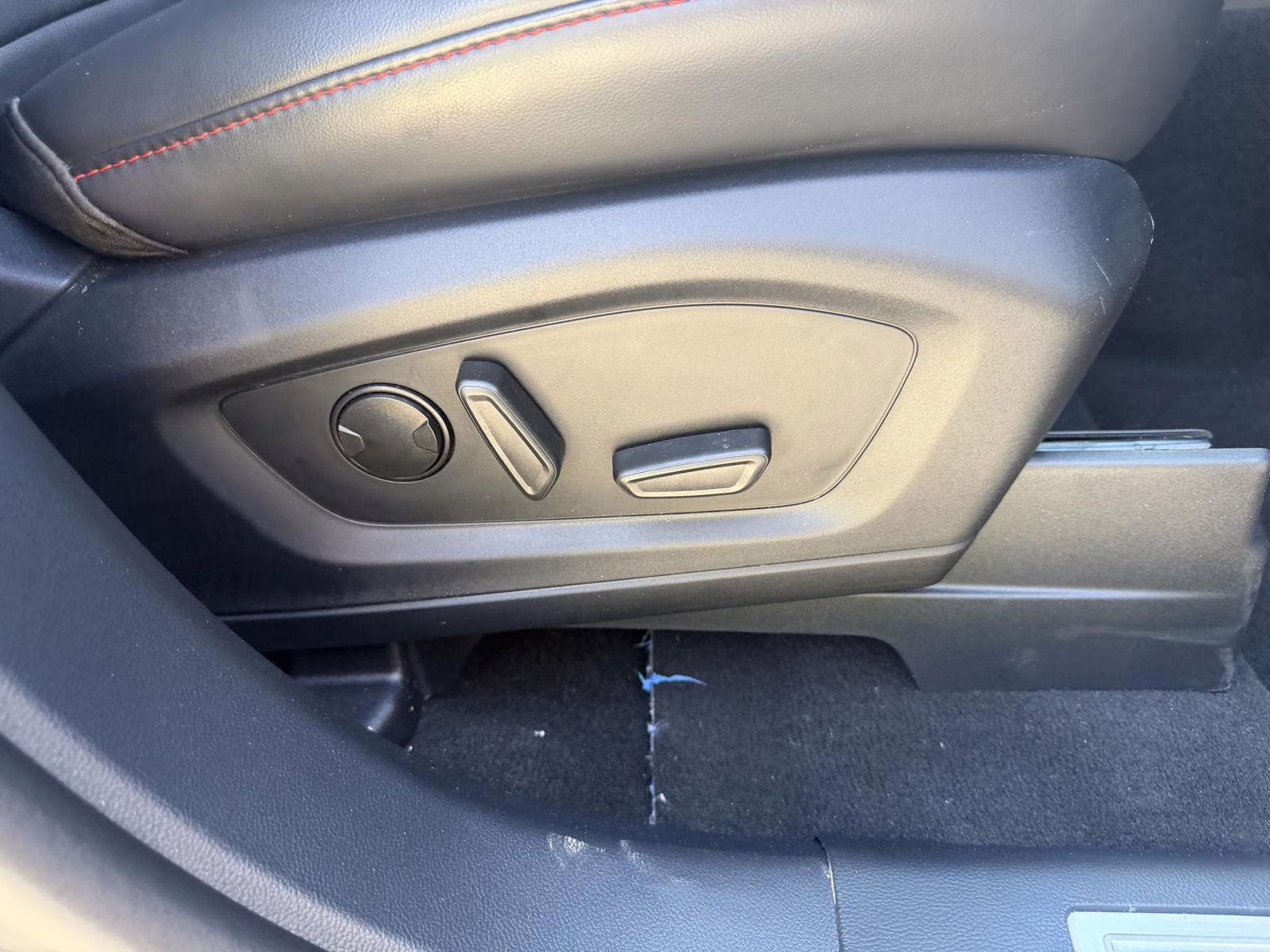 2025 Vapor Blue Ford Explorer ST-Line 4X4 SUV