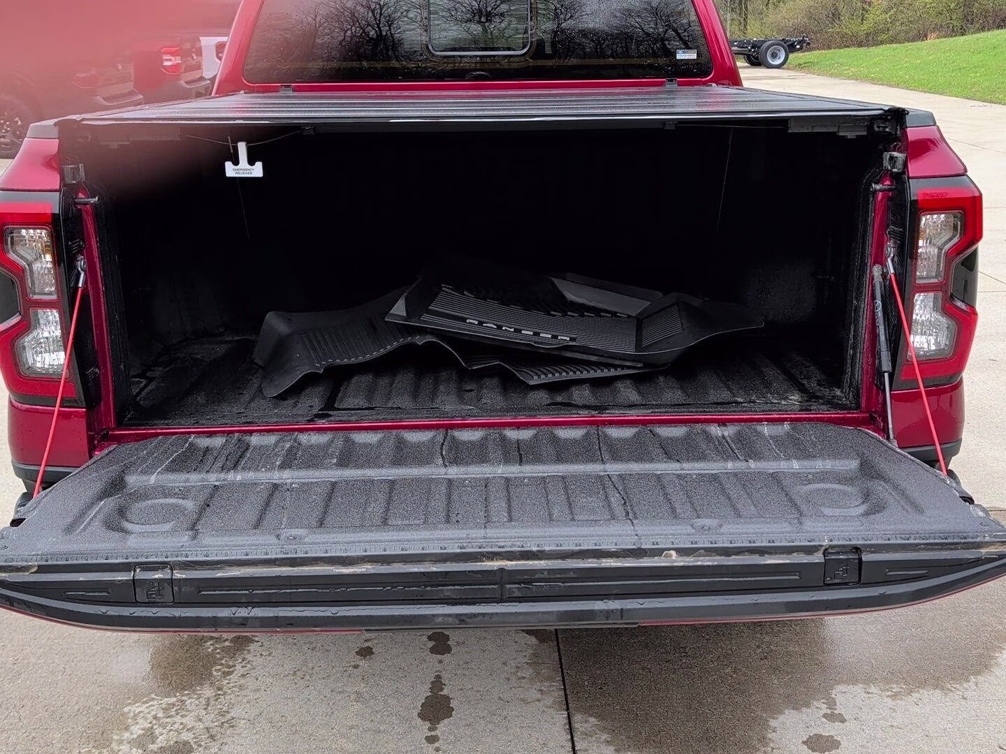 2025 Ruby Red Metallic Tinted Clearcoat Ford Ranger XLT 4X4 Truck