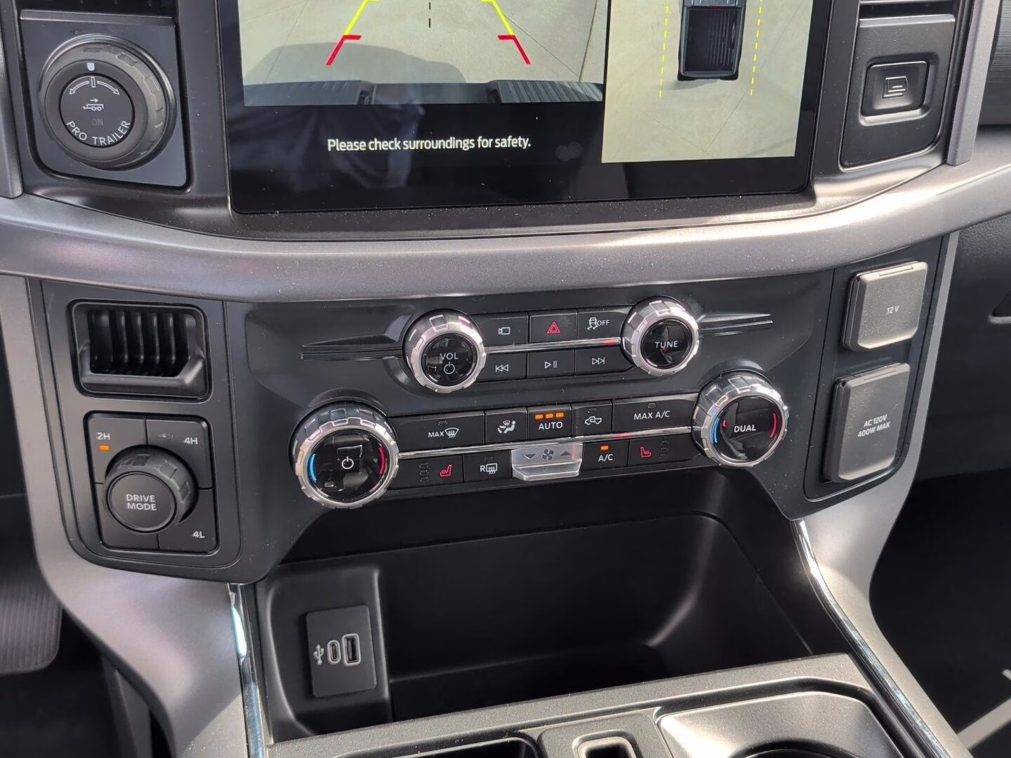 2026 Oxford White Ford F-150 XLT 4X4 Truck