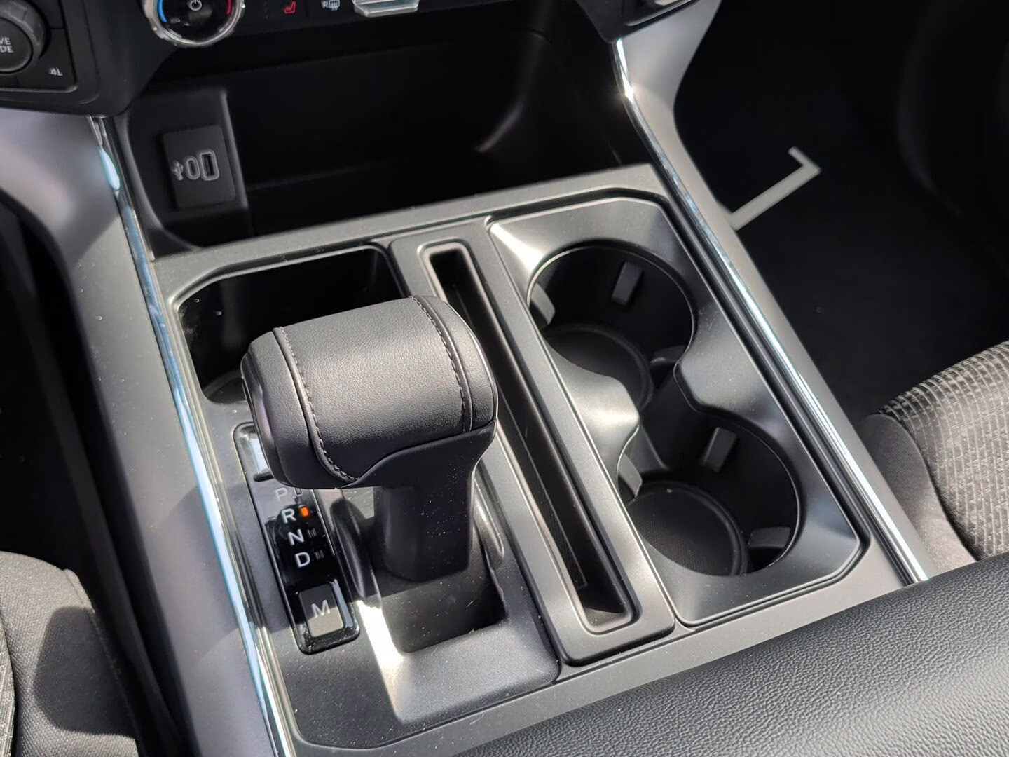 2026 Oxford White Ford F-150 XLT 4X4 Truck