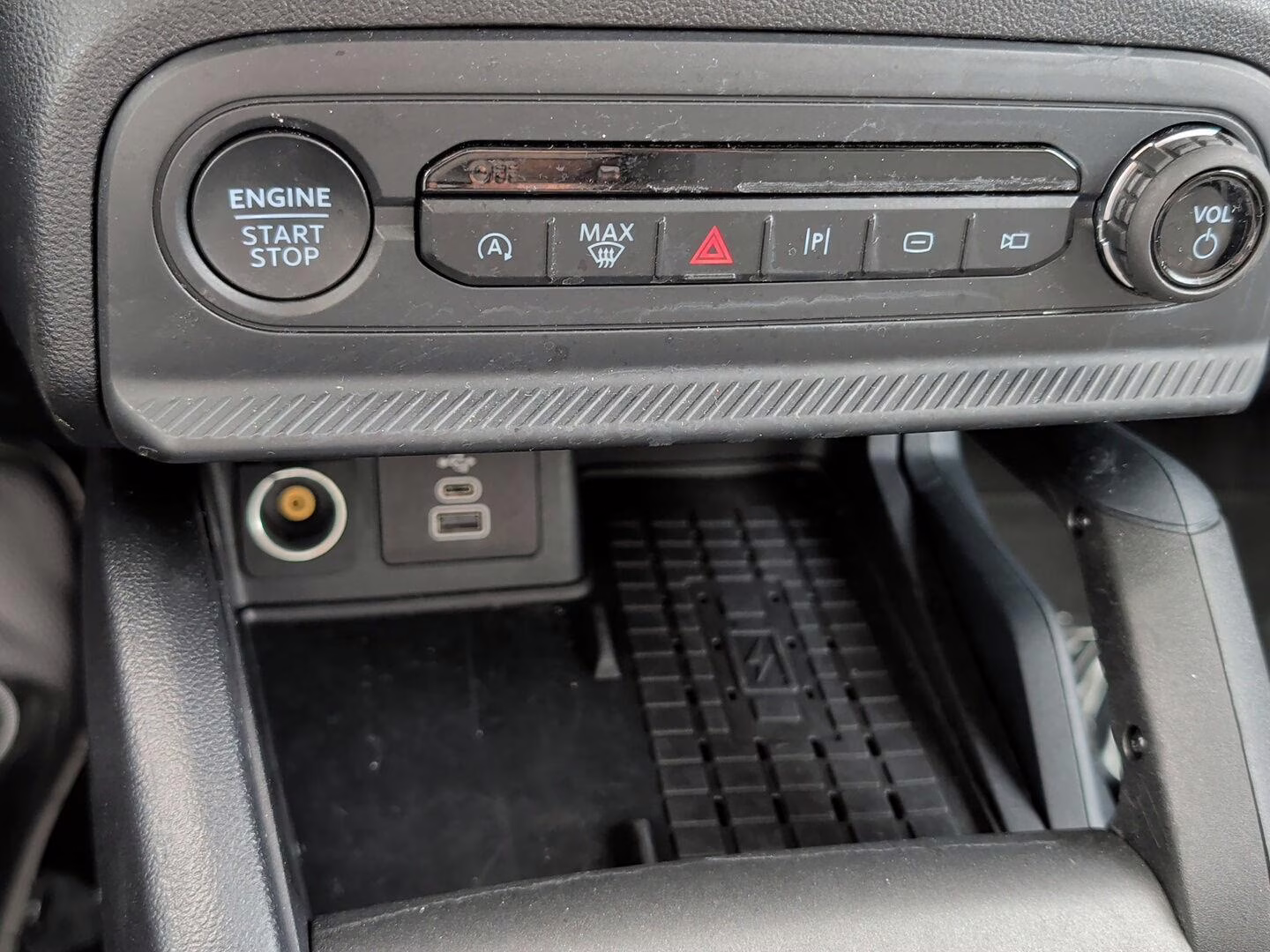 2025 Ruby Red Metallic Tinted Clearcoat Ford Bronco Sport Badlands 4X4 SUV