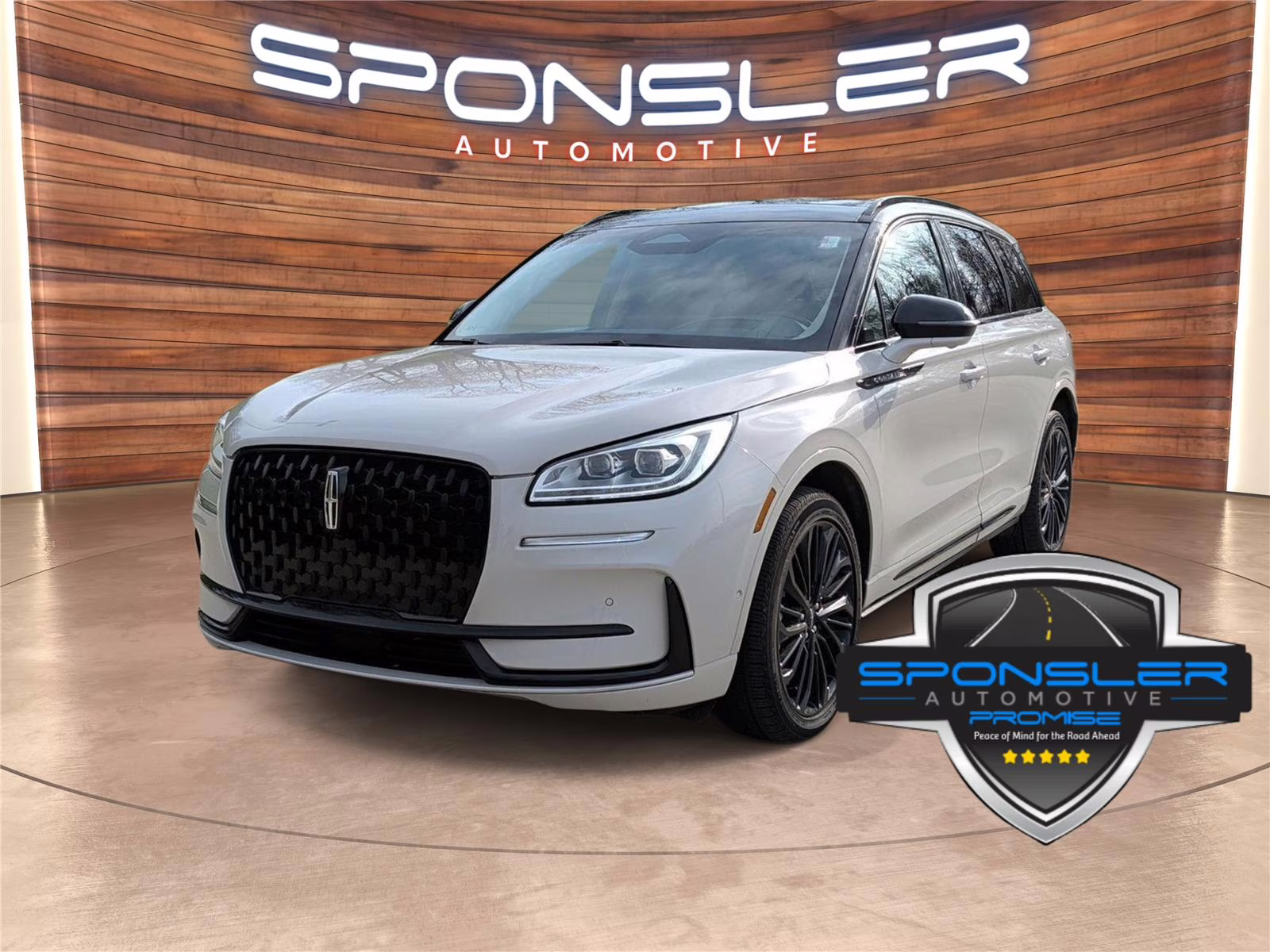 2023 Ceramic Pearl Metallic Tinted Clearcoat Lincoln Corsair Reserve 111 AWD SUV