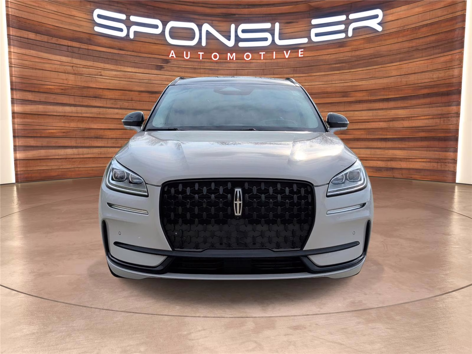 2023 Ceramic Pearl Metallic Tinted Clearcoat Lincoln Corsair Reserve 111 AWD SUV