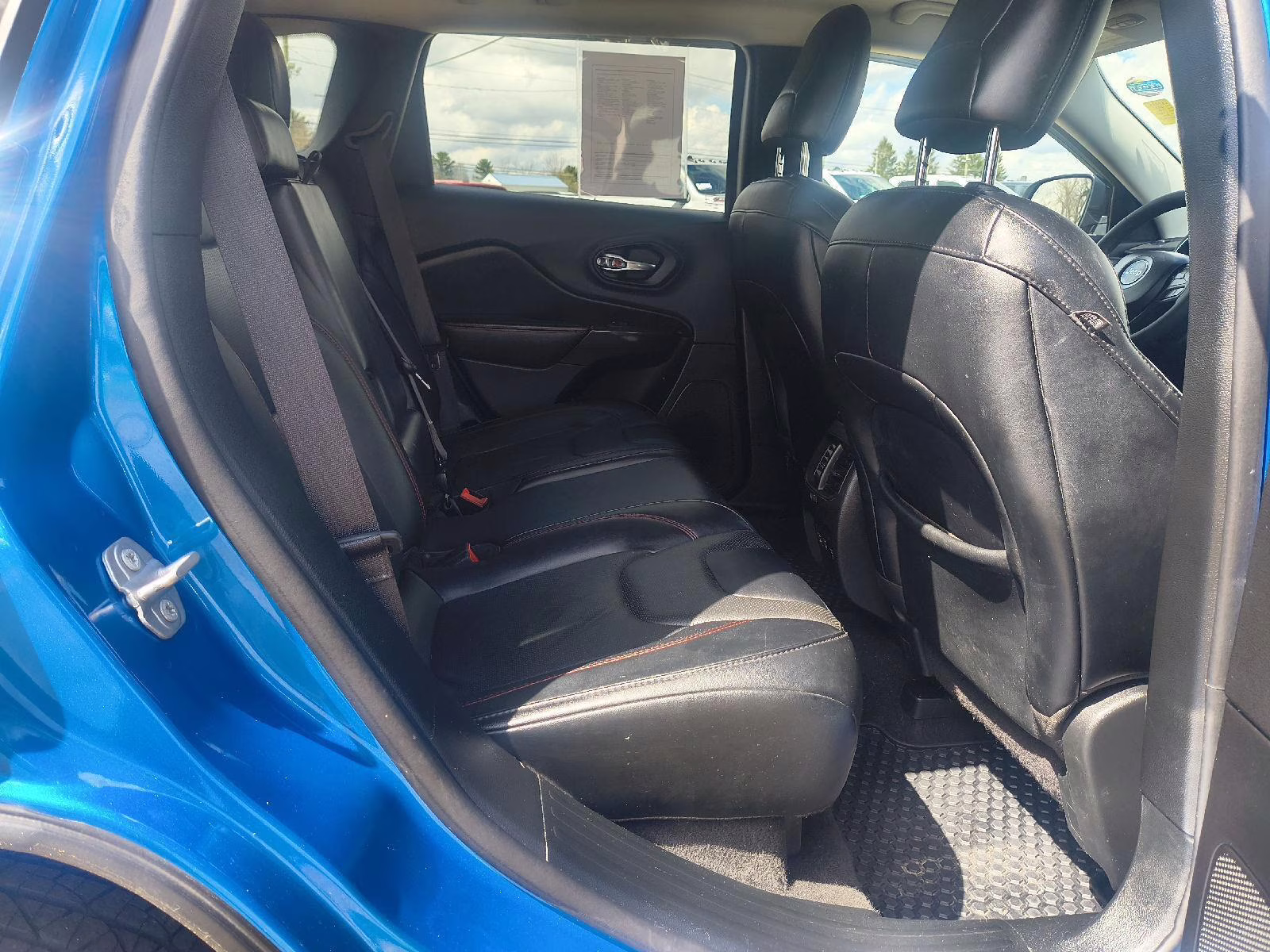 2022 Hydro Blue Pearlcoat Jeep Cherokee Trailhawk 4X4 SUV