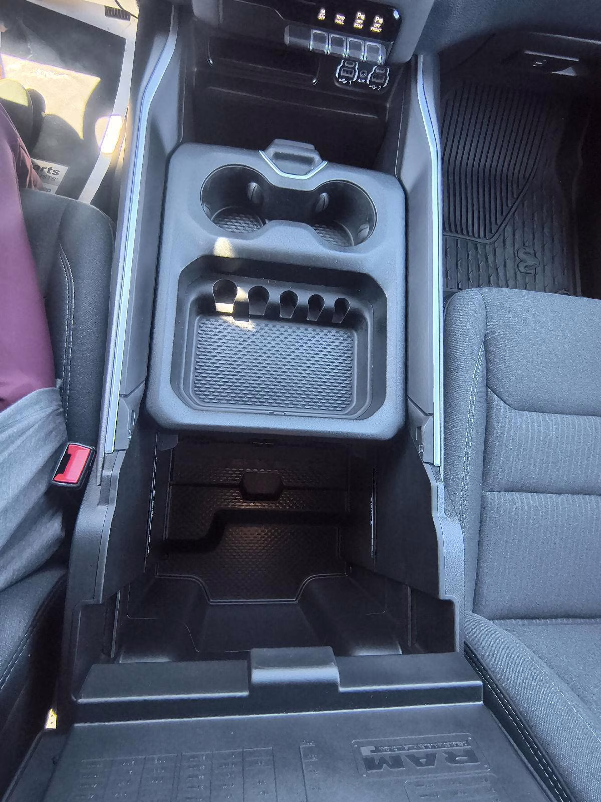 2020 Diamond Black Crystal Pearlcoat Ram 1500 Big Horn 4X4 Truck