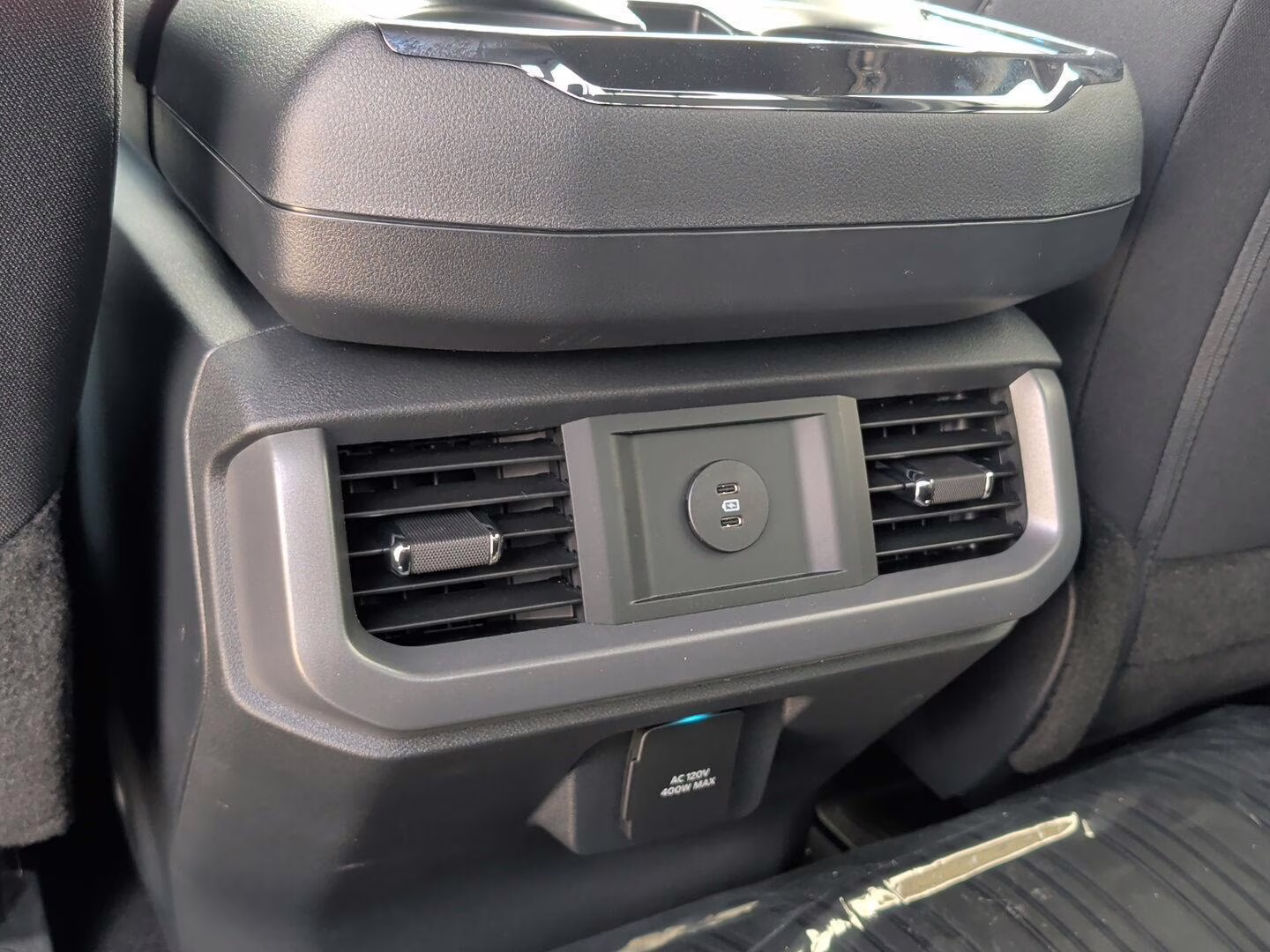 2026 Oxford White Ford F-150 XLT 4X4 Truck