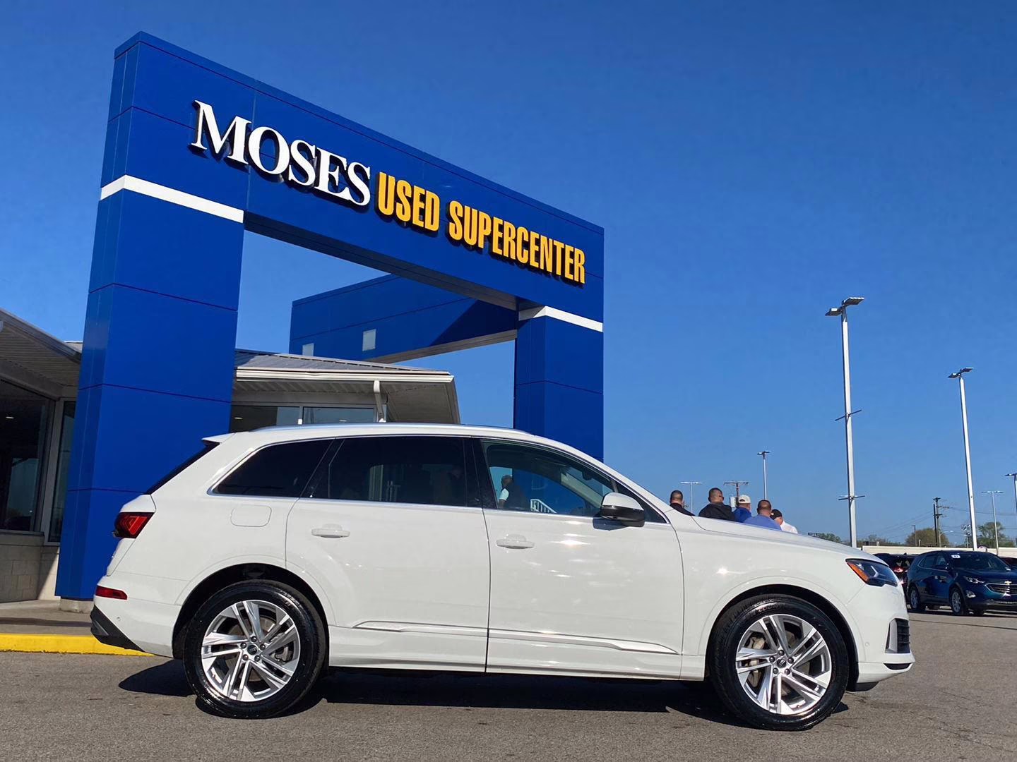 2023 Carrara White Audi Q7 Premium AWD SUV