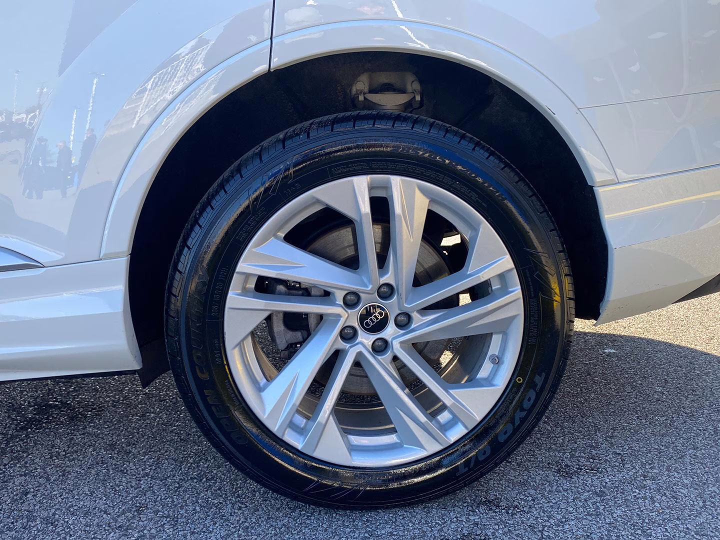 2023 Carrara White Audi Q7 Premium AWD SUV