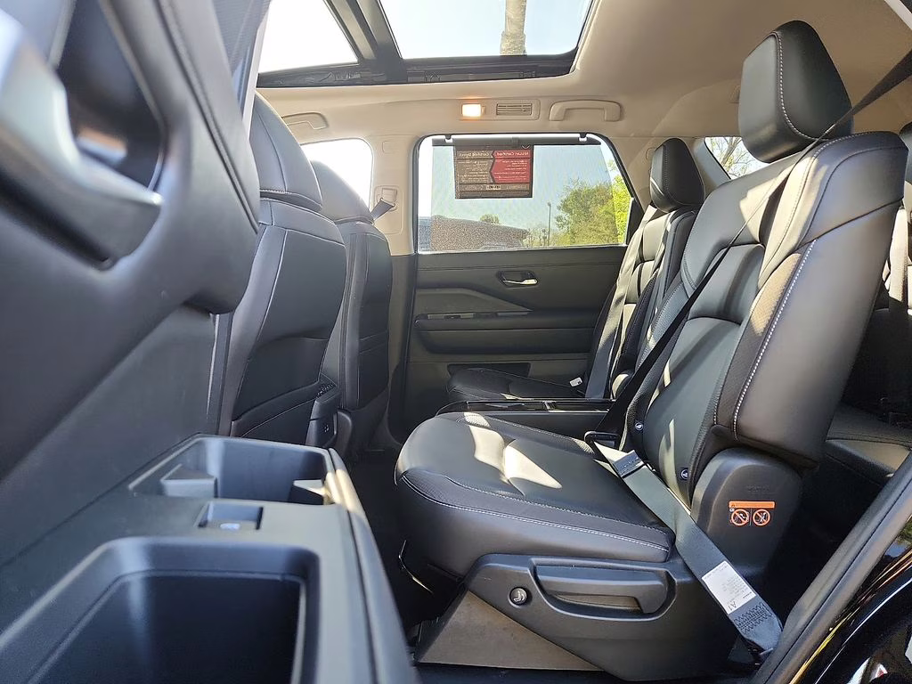 2023 Super Black Nissan Pathfinder SL 4X4 SUV